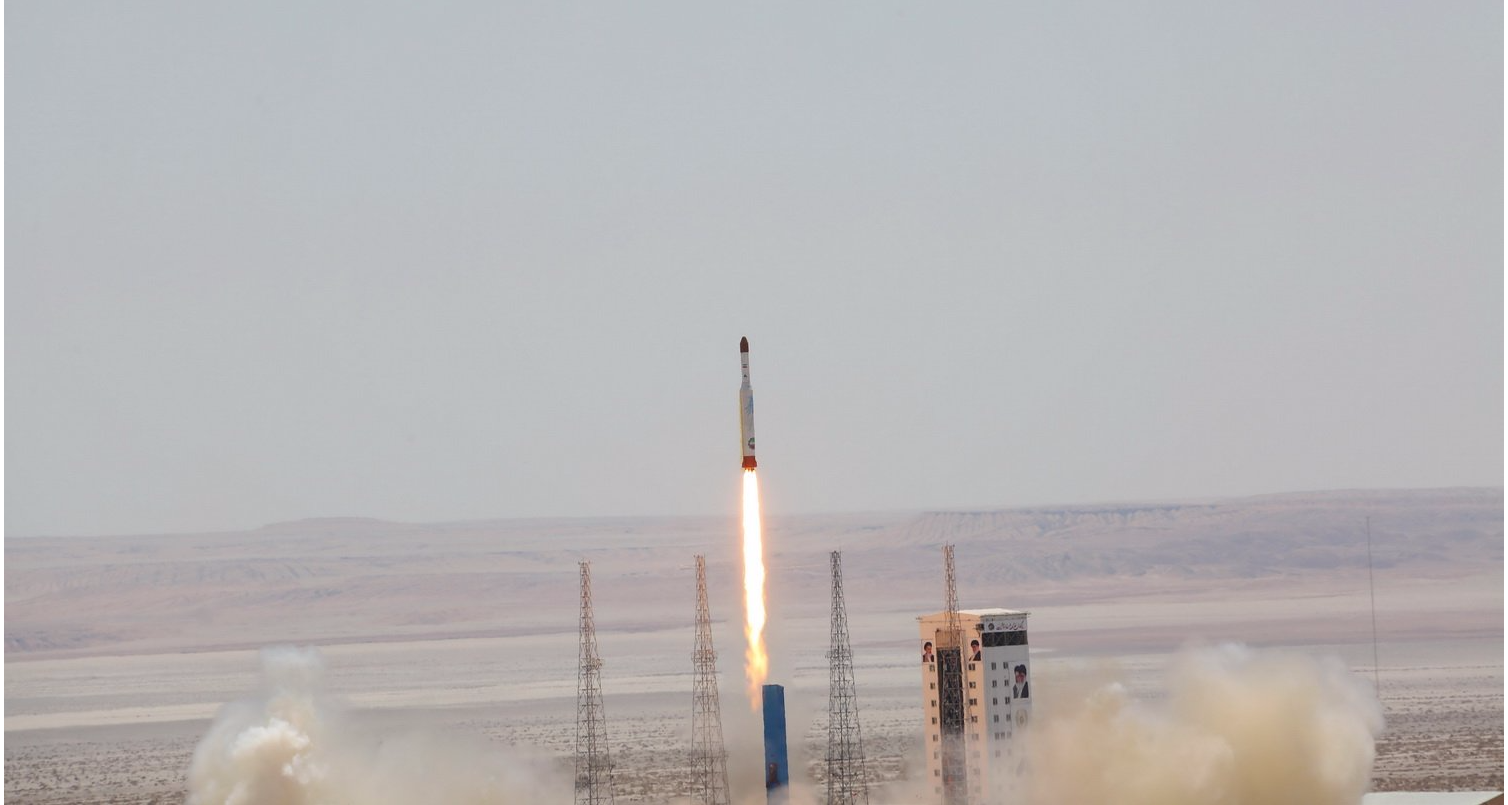 Испытательный запуск новой иранской ракеты-носителя