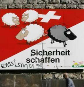 Агитплакат ШНП на одной из улиц Цюриха (Швейцария).