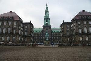 Здание датского парламента.