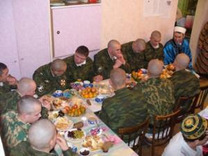 Праздник в воинской части прошел по-домашнему.