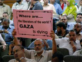 «Где же … освободители мира? Газа умирает»