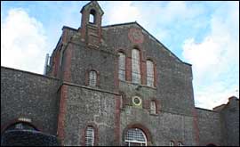 Тюрьма Льюис в Восточном Сассексе