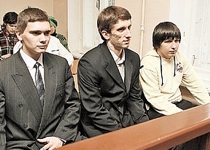 14 апреля 2008 года суд присяжных единодушно вынес оправдательный вердикт по делу трех молодых мусульман. Фото IslamRF 