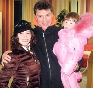 Борис Немцов с дочерьми Жанной и Соней