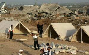 Пока арабские короли делят сферы политического влияния, палестинские крестьяне обустраивают палатки в Газе