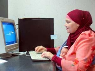 Мусульманская писательница и общественный деятель, Наталья Бахадори, в офисе IslamNews