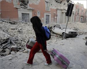 Число жертв землетрясения в Италии достигло почти 210 человек