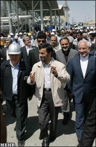 Эксперты: наибольшие шансы на победу на сегодняшний день имеет Ахмадинежад