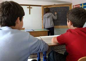 Споры по поводу распятий в школах идут по всей Европе