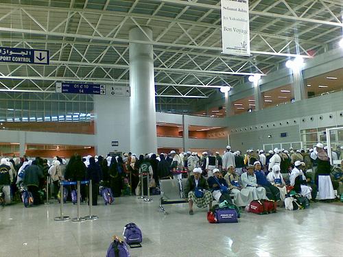 Хаджии в аэропорту им. короля Абдульазиза