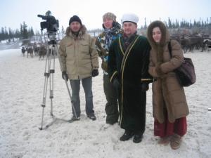 Валиахмет Гаязов (в центре)
