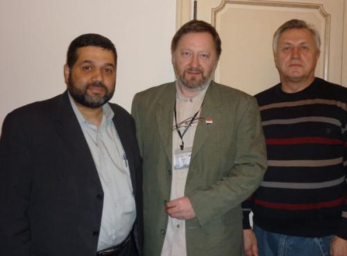 Слева направо: руководитель ХАМАС в Ливане Усама Хамдан, культуролог Сергей Маркус и Александр Крутов