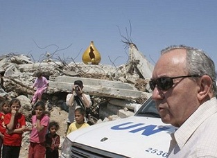 Ричард Голдстоун в Газе после войны