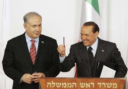Берлускони - "большой друг" Израиля и Нетаньяху