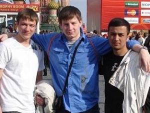 Ильдар Бекмансуров, Абдурауф Емельянов и Надир Каршиев. Надир погиб 29 марта на станции метро "Лубянка"