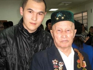 Тимербай Ибрагимов с внуком