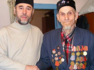 Фатых Гарифуллин с Нуритдином Замалутдиновым, бывшим муллой мечети д. Якуши