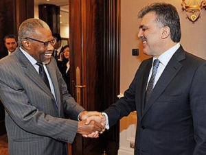 Глава ИБР  Ахмед Мухаммед Али во время встречи с президентом Турции Абдуллой Гюлем в Анкаре