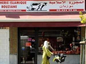 В центре Моленбека расположено много халяльных магазинов