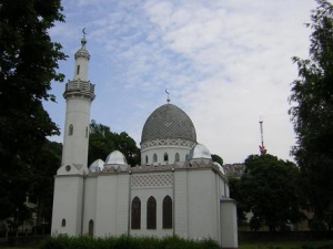 В период независимости в Каунасе в 1933 году при значительной поддержке государства была построена мечеть