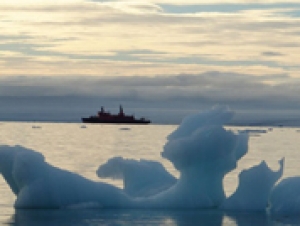 Сегодня на арктический шельф претендуют 5 стран - Россия, Норвегия, Дания, США и Канада