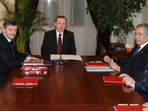 Генеральный секретарь UNIW Неджми Садыкоглу и премьер-министр Турции Реджеп Тайип Эрдоган
