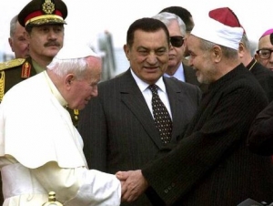Папа Иоанн Павел Второй и шейх Египта и имам каирского университета Аль-Азхар Мухаммад Сайед Тантави