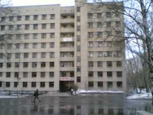Проректор  Тюменской медицинской академии Сергей Галян опроверг слухи о запрете совершать намаз в стенах учебного заведения