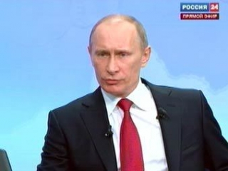 Путин обратил внимание на "возрождение наших традиционных конфессий и религий"