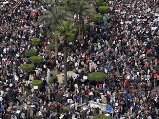 Если Марш миллионов станет таким влиятельным и побудит Мубарака к отступлению, грош цена его власти