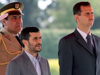 Президент Ирана Ахмадинежад в гостях с визитом у главы Сирии Асада. Архив, 2007г.