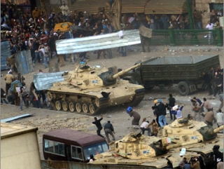 В Египте усиливаются акции за отставку президента Хосни Мубарака