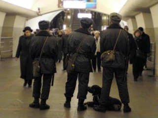 Милиция усилила охрану московского метро