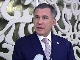 Рустам Минниханов выступил против запрета ношения платков