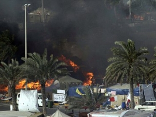 В среду армия Бахрена штурмом взяла палаточный лагерь оппозиции на Жемчужной площади