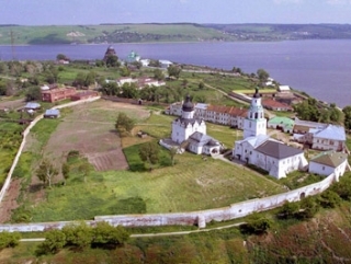Масштабные работы по восстановлению православного комплекса на острове-граде Свияжск проходят под контролем властей Татарстана
