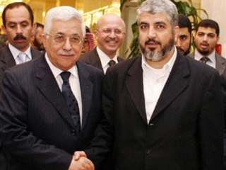 Махмуд Аббас и  Халед Машааль после подписания мекканского договора в 2007 году