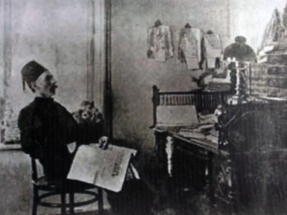 Исмаил Гаспринский в своей типографии в Бахчисарае