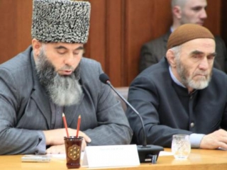 "Салафит" и "суфий" обсуждают проблему разделения ислама в Дагестане
