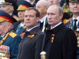 Президент и премьер на военном параде на Красной площади
