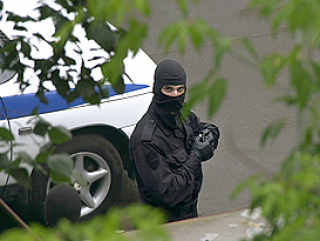 Полиция проводит обыск в одном из отделений Пенсионного фонда РФ на юго-западе Москвы