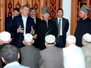Президент КБР посетил Соборную мечеть Нальчика