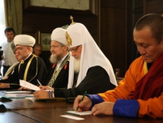 Традиционные религии чувствуют себя в России комфортно, считают в госдепе США