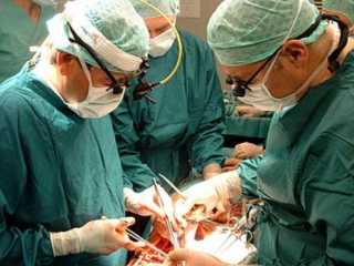 В Грозный прибыли известные специалисты по пластической хирургии
