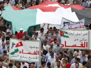 Жители Иордании проводят акции протеста с января, требуя экономических и политических реформ