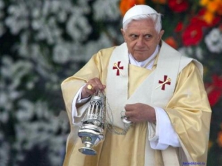 Папа римский  Бенедикт XVI