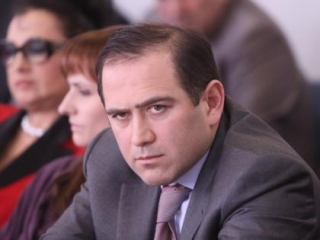 Сенатор Ахмед Билалов дал он-лайн интервью
