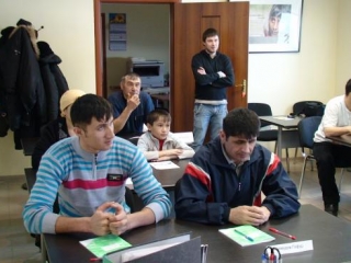 Занятия по русскому языку для мигрантов, проходившие в г. Заречный Свердловской области в 2011 г.
