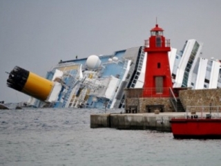 День пятницы, 13-го, в который затонул лайнер «Costa Concordia» издавна в западной культуре считается несчастным днём