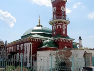 "Красная мечеть" - одна из востребованных в Астрахани